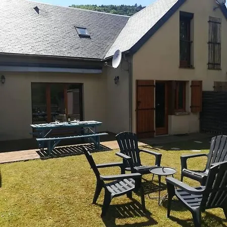 Semesterbostad La Louronnaise *